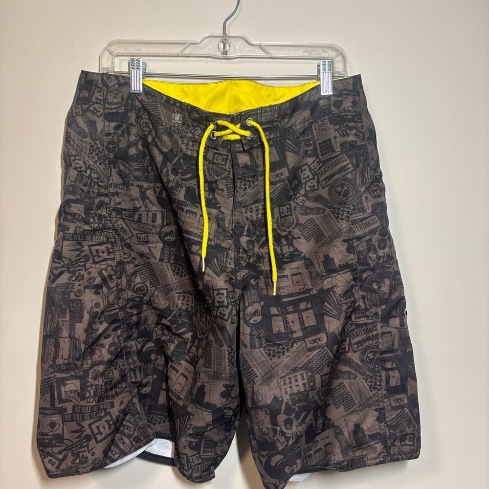 Men's DC Black and brown Graphic Swim Trunks with Yellow Drawcord Y2K skater